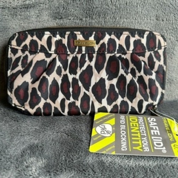 Travelon RFID Blocking Wallet Leopard‎ Print Beige Black New with Tags - Picture 1 of 11
